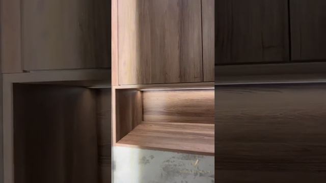 Мебель на заказ в ванную комнату, а так же зеркало с подсветкой #furniture #мебель #зеркалоназаказ смотреть онлайн