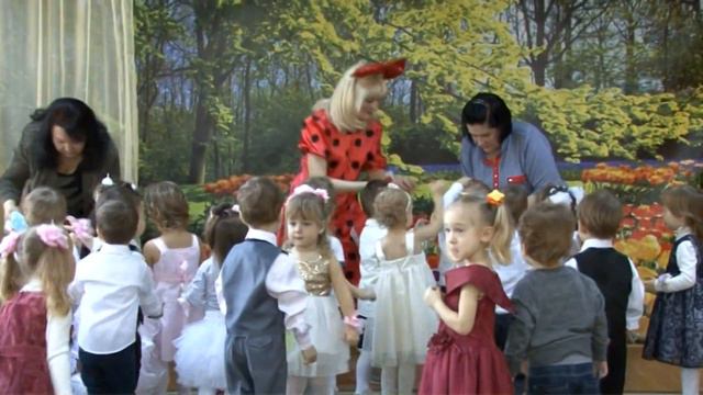 Утренник к 8 Марта 2017, Детский сад №144, Ясли. Днепр смотреть онлайн