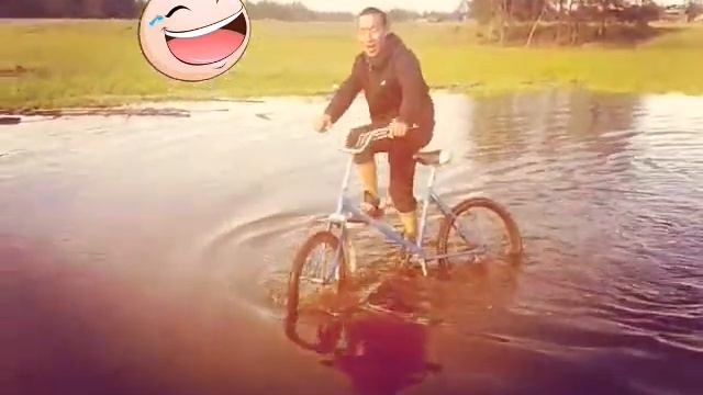 ДЕРЕВЕНСКИЙ БАЙКЕР