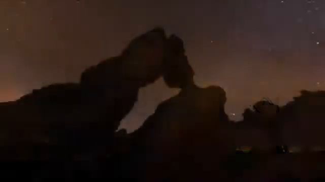 Потрясающее видео звездного неба и природы! смотреть онлайн