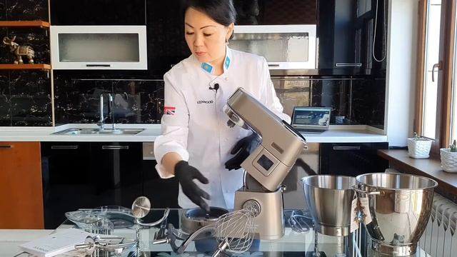 КЕНВУД TITANIUM PATISSIER XL смотреть онлайн