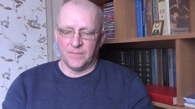 Назад в детство. Из сборника стихов "Я просто вам дарю свои стихи". Читает автор. смотреть онлайн