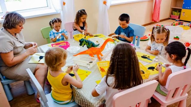 "Чем детский сад будущего должен отличаться от нынешнего?" Маркидонова Анна Сергеевна смотреть онлайн