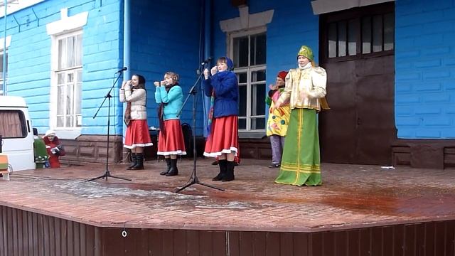 Масленица.Танцуют Искорки смотреть онлайн