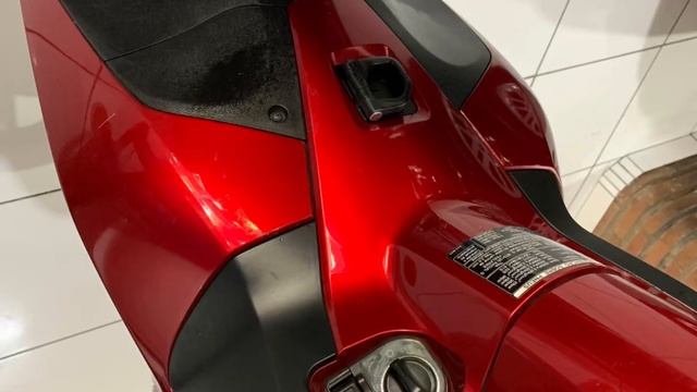 Honda Sh 300i 2017 смотреть онлайн