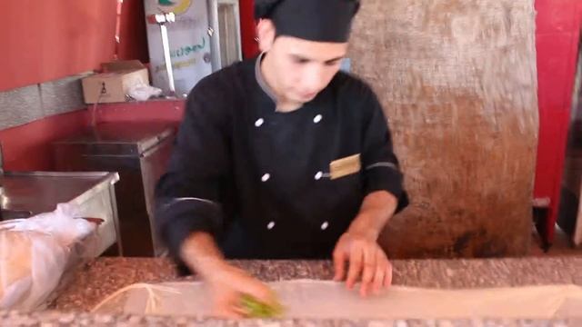 Так делают пиццу в Египте на пляже смотреть онлайн