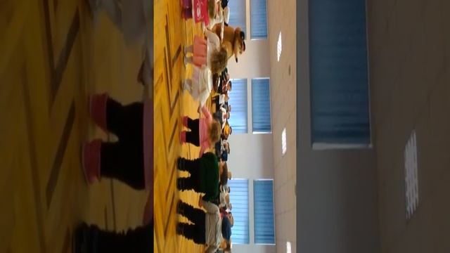 Новогодняя елка в Криворожском отделение полиции 24.12.2016 смотреть онлайн