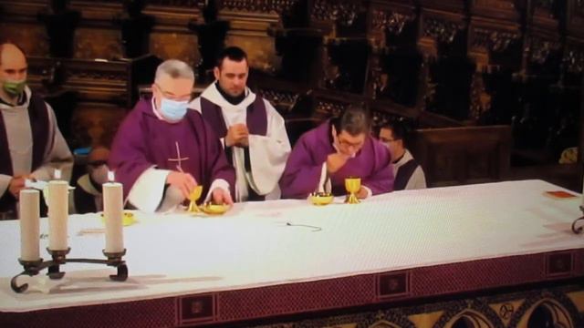 FCRM211222-3- CONSAC.&COMUN. S. MESSA Ven.22Dic.21-BASILICA SAN FRANCESCO ASSISI-Dif.2h.YouTube-ITA смотреть онлайн