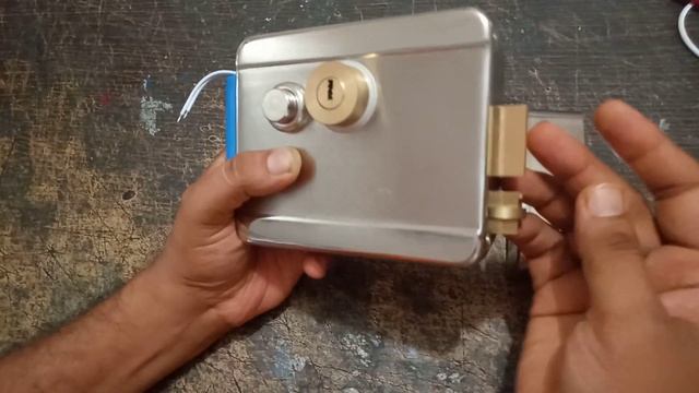Electronic Door Lock For Metal Gate Latch Changing for Outside Opening Door смотреть онлайн