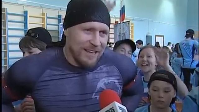 "Было трудно". Кто стал самым сильным в 150-й школе Челябинске смотреть онлайн