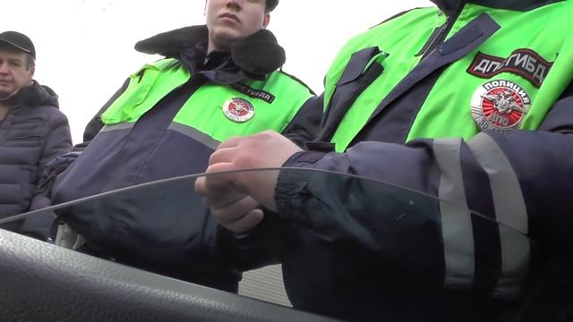 ДПС Солнечногорск, 19.3 и применение физ.силы (3 часть) смотреть онлайн