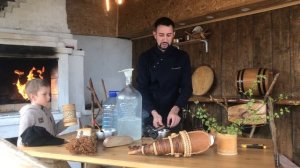 КВАС из БЕРЕЗОВОГО СОКА с ИЗЮМОМ и ЧЕРНЫМ ХЛЕБОМ