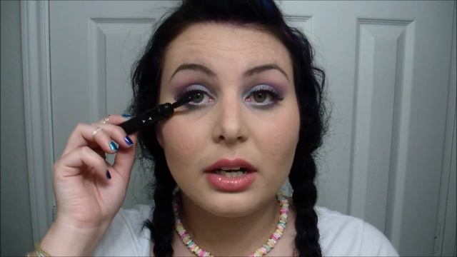 Ardell Heated Eyelash Curler - Great or Gimmick? смотреть онлайн