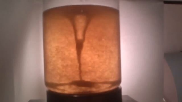 Реакция Бриггса-Раушера (жидкие часы) | Briggs-Rauscher reaction (liquid clock) смотреть онлайн