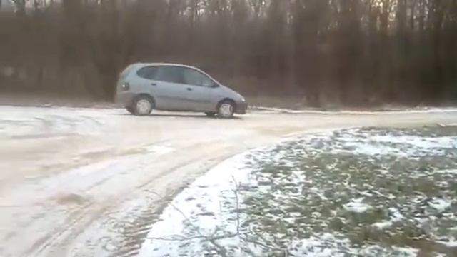 Káld rally renault megane scenic 1.9DTI смотреть онлайн
