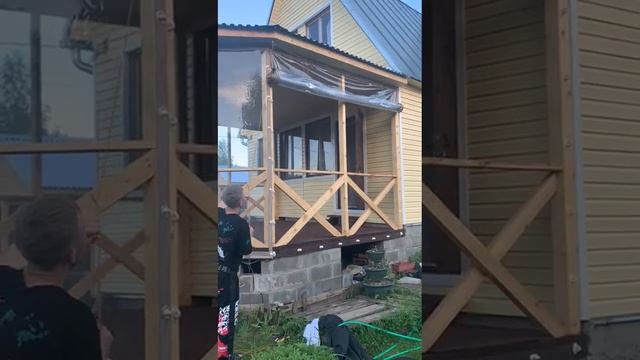 Установка подъемного механизма на мягкие окна