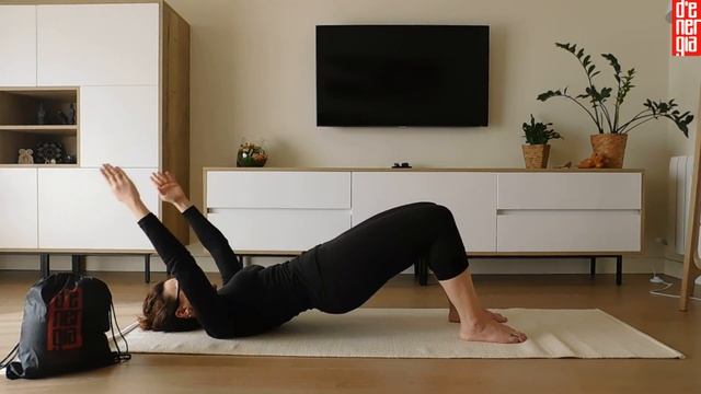 PILATES A CASA AMB D'ENERGIA DISCIPLINES ORIENTALS смотреть онлайн