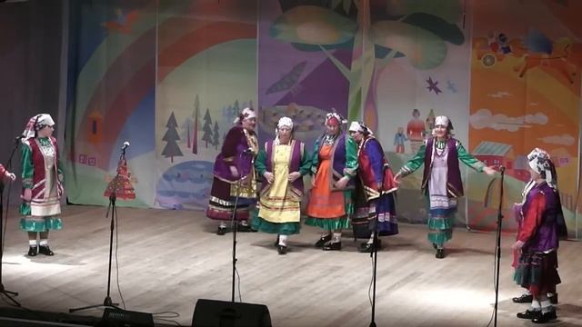 Удмуртский анс."Инвожо" д.Алтаево(Башкортостан) на "ЧАКАРА2013" смотреть онлайн