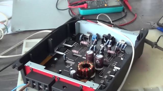 Pioneer GM-A3602 отключается на большой громкости смотреть онлайн