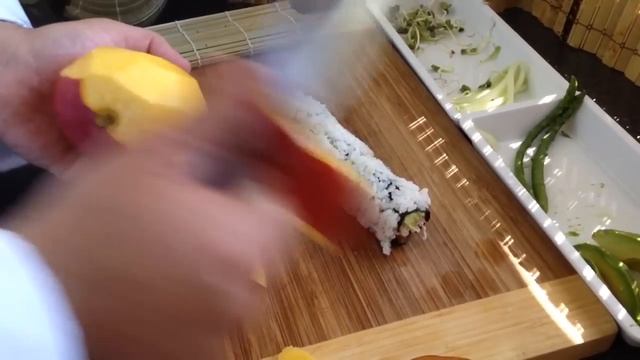 Sushi Rollo Especial Con Mango [Receta] смотреть онлайн