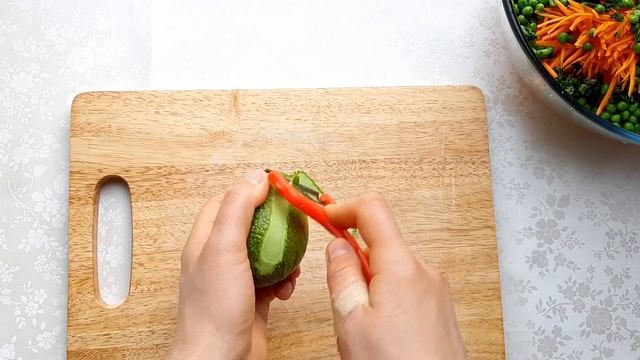 МОРКОВНЫЙ САЛАТ С ЗЕЛЁНЫМ ГОРОШКОМ