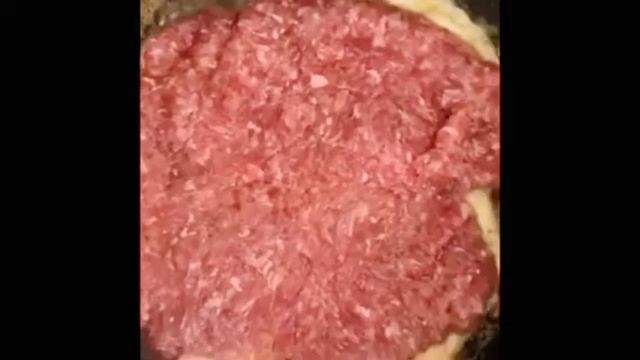 Бризоль. 1 жумыртка фарш салмасына мойенез жагып ортасына помидор огурцы салып ораймыз!!!! смотреть онлайн