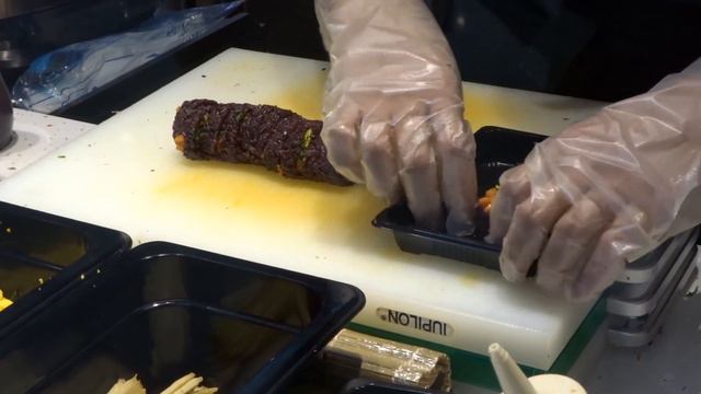 Kimbap - How To Make Korean Rice Rolls смотреть онлайн