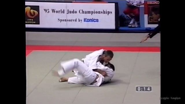 Judo Legends: Udo Quellmalz - Strangler From Leipzig (Legend Of European Judo Highlights)