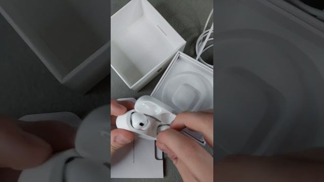 AirPods Pro смотреть онлайн