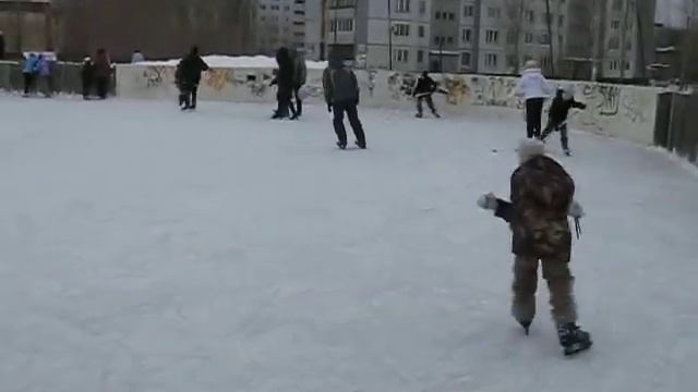 дети на катке смотреть онлайн