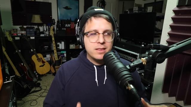 How To Set Your Microphone's Gain / Level for Beginners (FAQ Series) смотреть онлайн