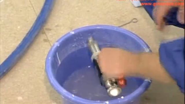 T-Max 405 Lance Clear.avi