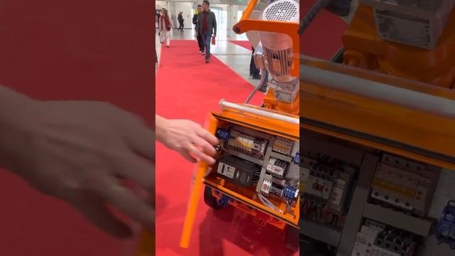 Две станции по цене одной !!!Обзор новой штукатурной станции Sertamaster XL PRO смотреть онлайн