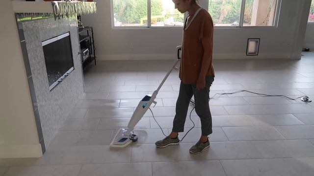 BISSEL POWERFRESH STEAMER | IS A FLOOR STEAMER WORTH IT? смотреть онлайн