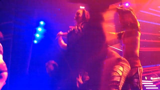 Britney Spears - (You Drive Me) Crazy 2/18/14 Piece of Me Las Vegas смотреть онлайн