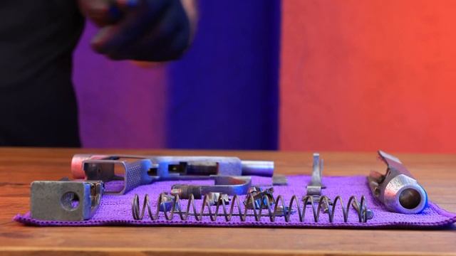 Реставрация старого пистолета | Макаров смотреть онлайн