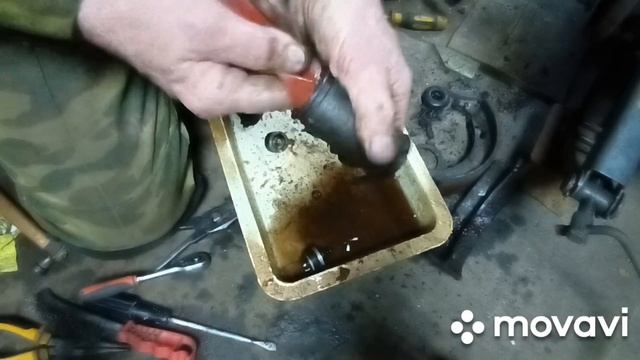 Минитрактор.Замена манжет на рабочих тормозных цилиндрах смотреть онлайн