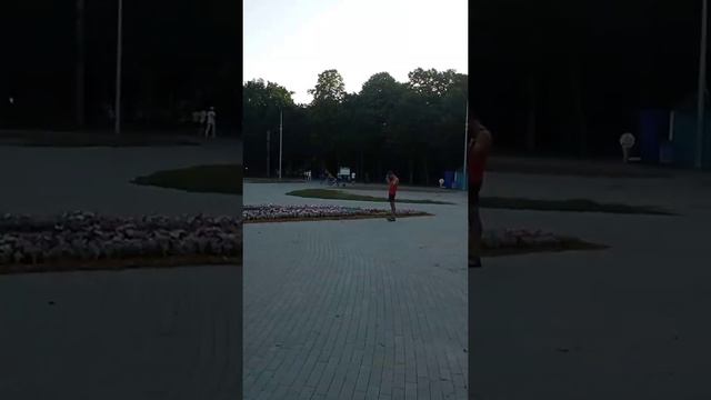 Парк на ХТЗ в Харькове. Зелений Гай парк зеленийгай хтз харьков