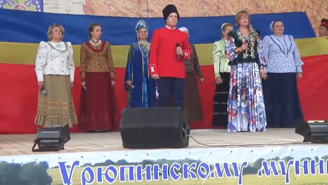 "Ой, да, мой Хопёрский край" - исп. Юрий Попов и Ирина Ломтёва. смотреть онлайн