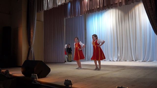 Конкурс на самостоятельно придуманный танец. №3 смотреть онлайн