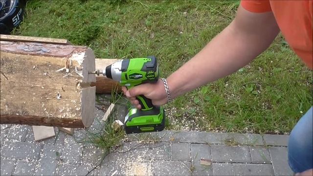 Шуруповерт и винтоверт GreenWorks