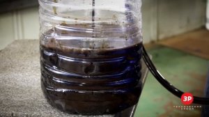 Откачиваем масло из двигателя через трубку масляного щупа