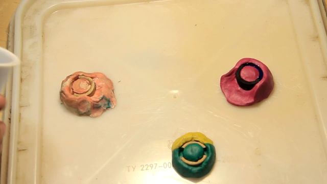 Кольцо из эпоксидной смолы и дерева смотреть онлайн