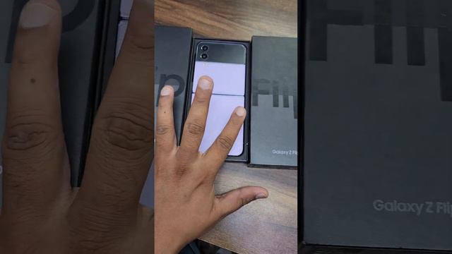 Samsung Z Flip 4, 5G, Dual Sim ,Indian, 128gb@53000Rs.. 256gb@56000Rs.. #cortekenterprises смотреть онлайн
