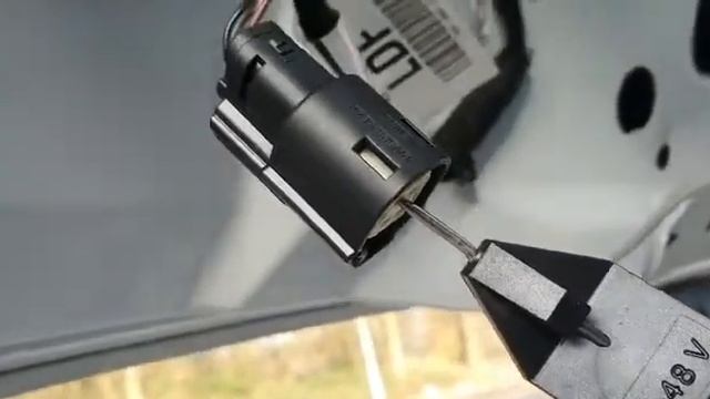 Ford kuga 2018 reverse signal wire смотреть онлайн