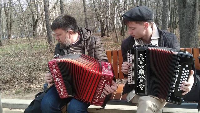парк Кузьминки, главный вход,Беседка Гармонистов-любая суббота!!! смотреть онлайн