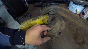 Болгарка DeWALT D28134 -QS замена шестерни