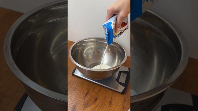 Меренговый рулет