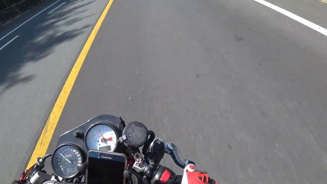 Suzuki TL1000s vs 2018 r1000 (impression) смотреть онлайн