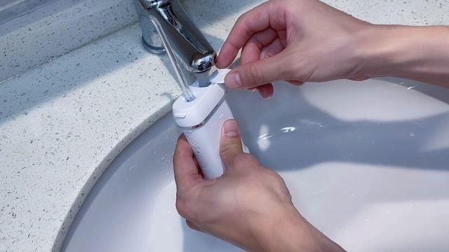 SYNHOPE Water Flosser M6P смотреть онлайн